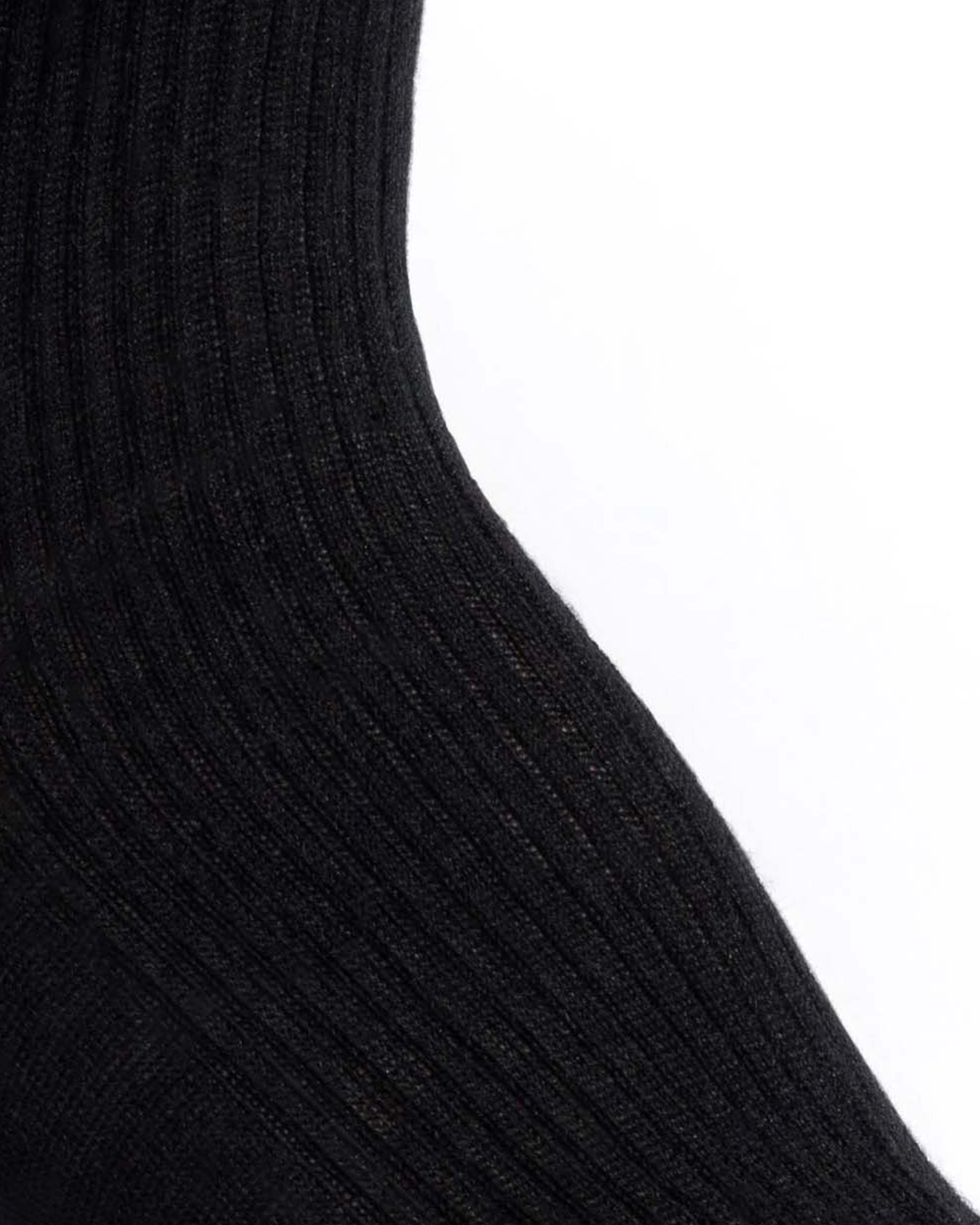 Ines silk cashmere socks 30% silk 70% cashmere Black