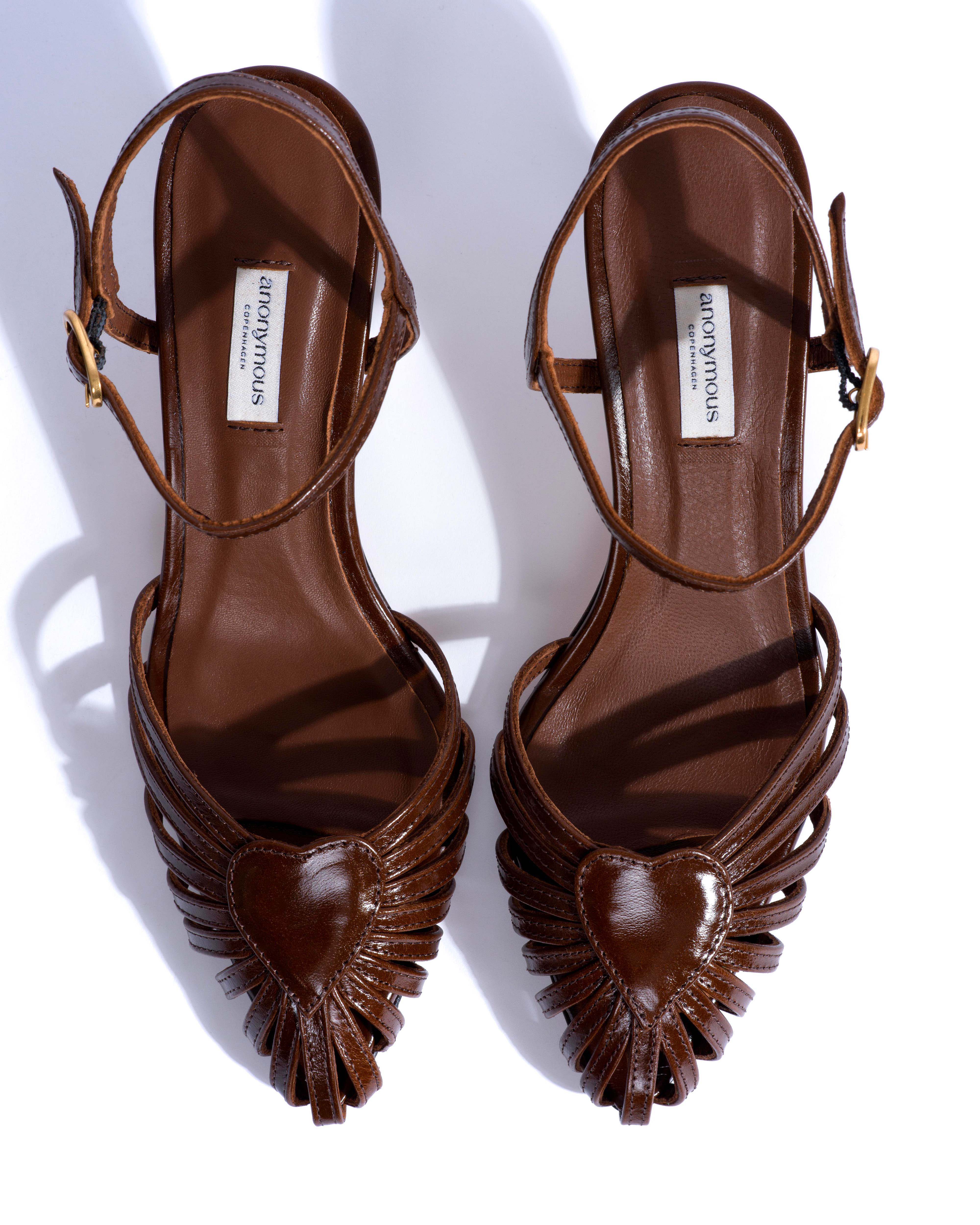 Keesha 55 Crinkled polished goat Caramel brown