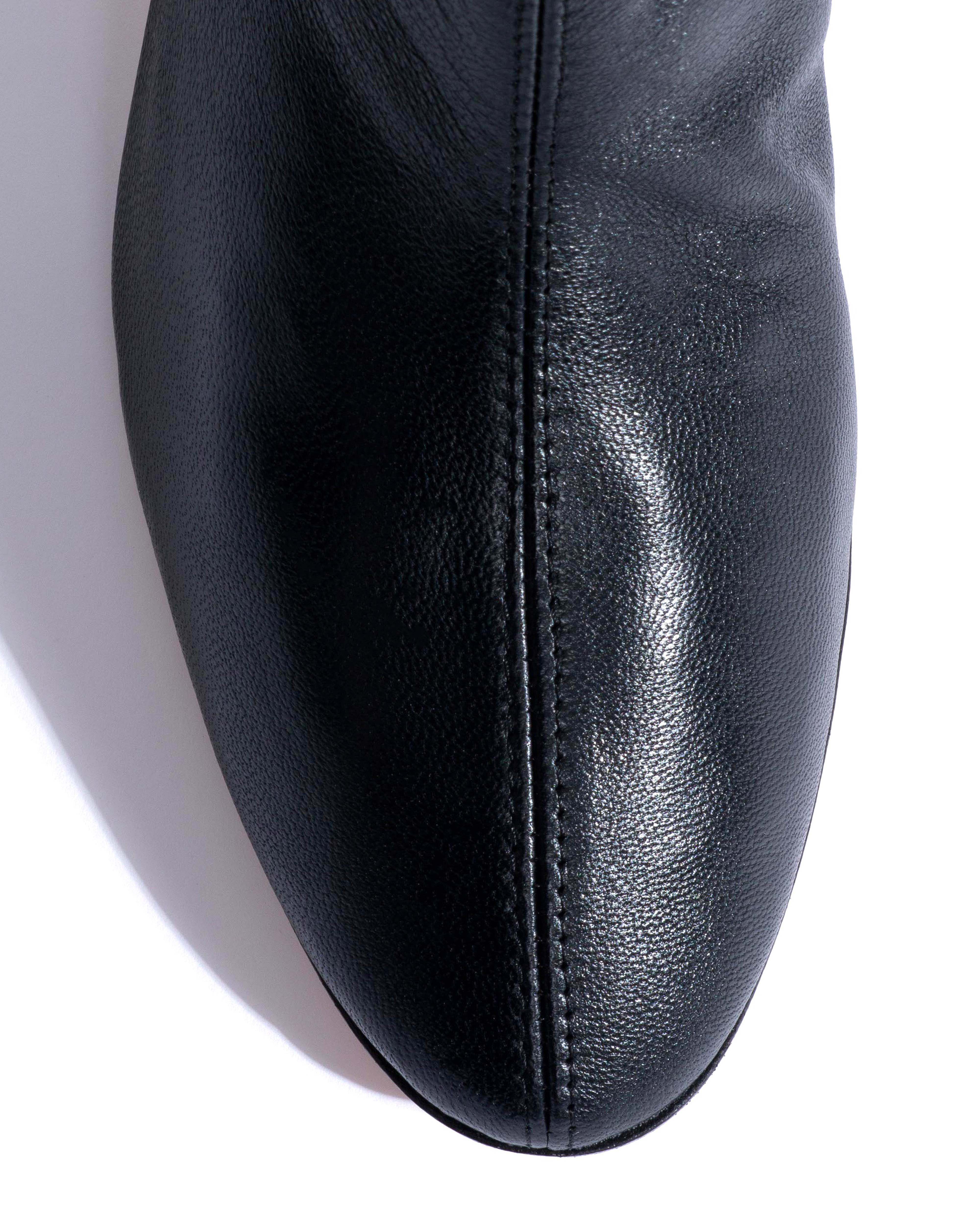 Hanny 55 stacked stretch Silky lamb Black