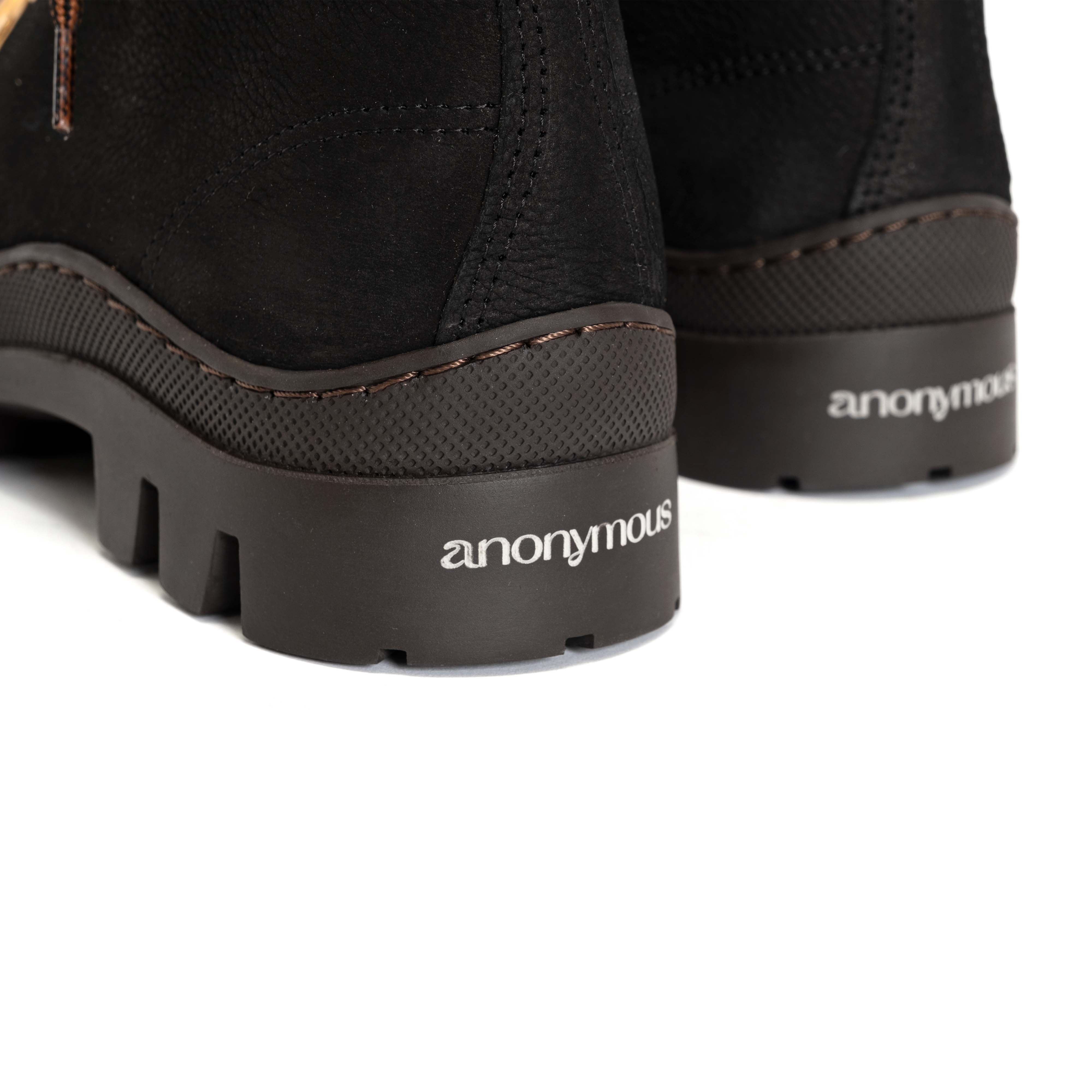 Ted Calf nubuck Black