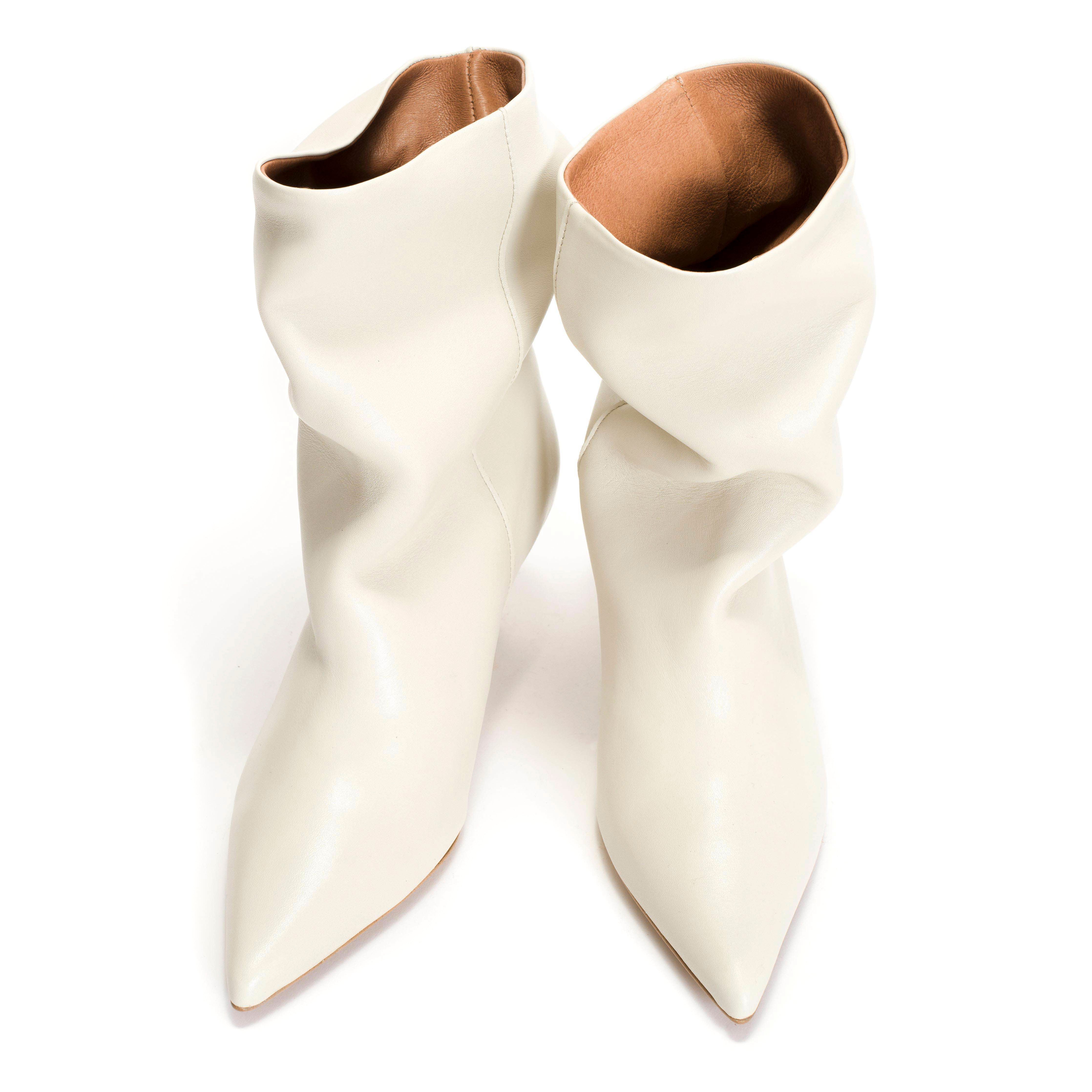 Vully 55 pin Soft calf Milk white