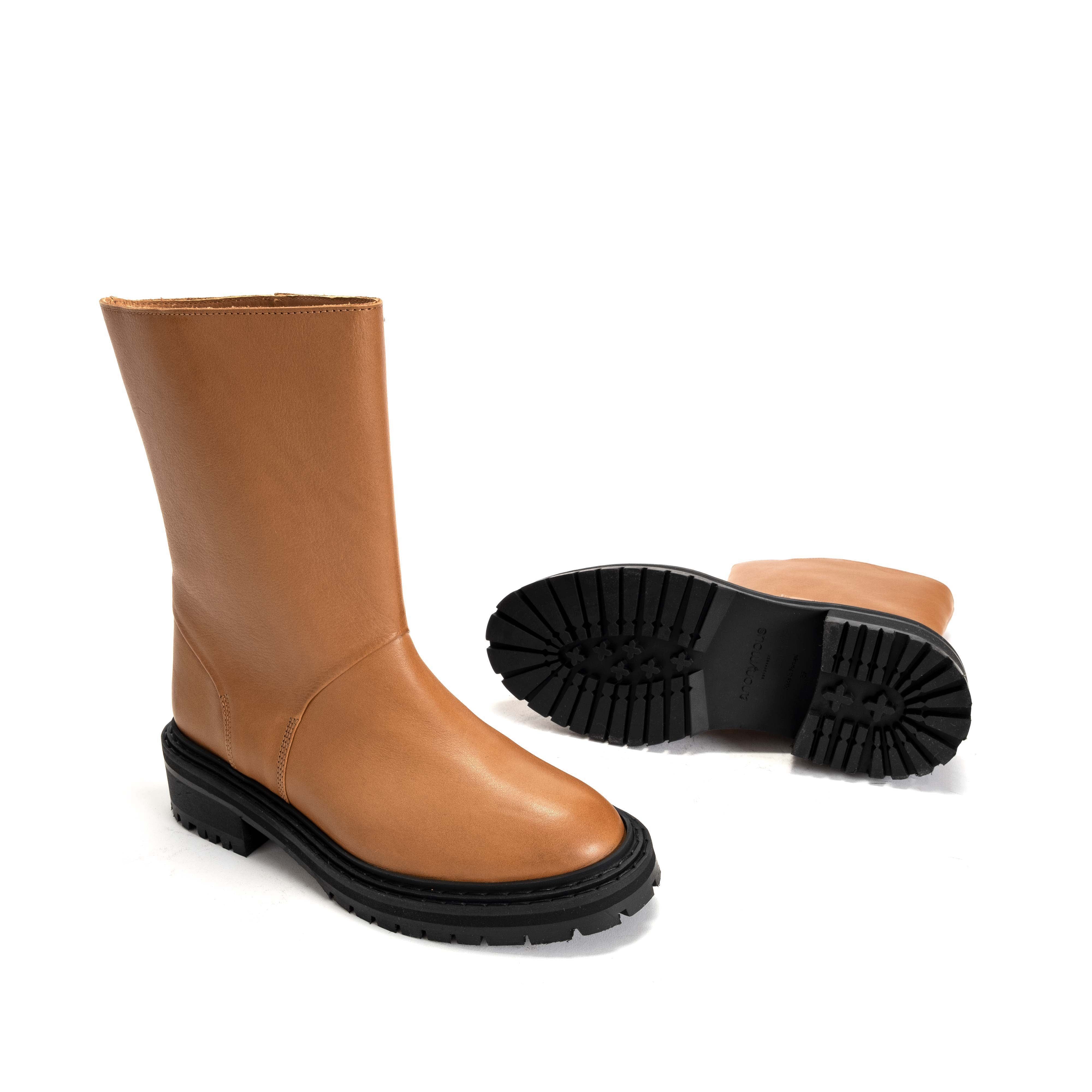 Katty Vegetable tanned calf camel